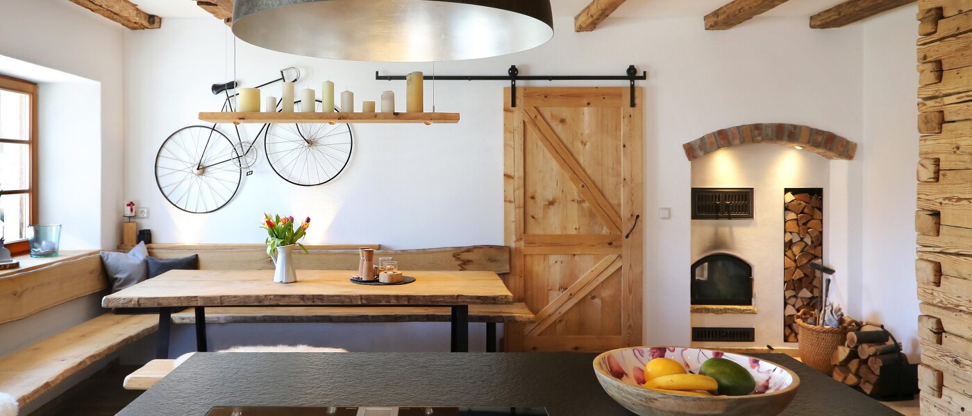 Altholzküchen, Landhausküchen, moderne Küchen, klassische Küchen, Bauernküchen, nach Ihren Wünschen maßgefertigt. Bekannt aus dem "Landlust" Magazin. Schreinerküchen des Nussdorfer-Küchenhaus. Altholzküchen, Landhausküchen, moderne Küchen, klassische Küchen, Bauernküchen, nach Ihren Wünschen maßgefertigt. Bekannt aus dem "Landlust" Magazin. Schreinerküchen des Nussdorfer-Küchenhaus.